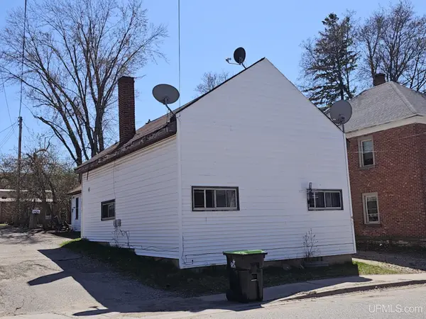 411 5th, Iron Mountain, MI 49801