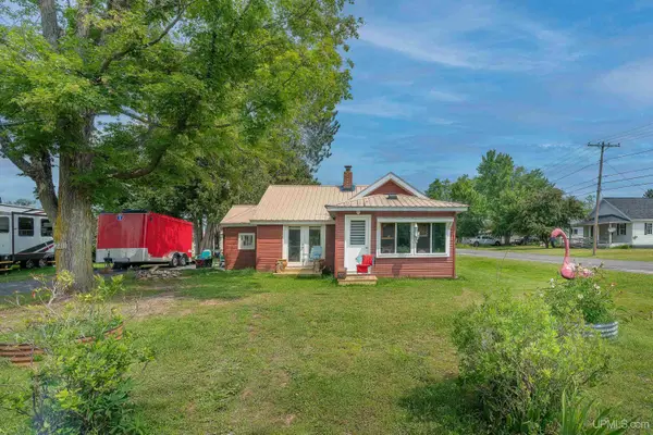 240 Center, L'Anse, MI 49946