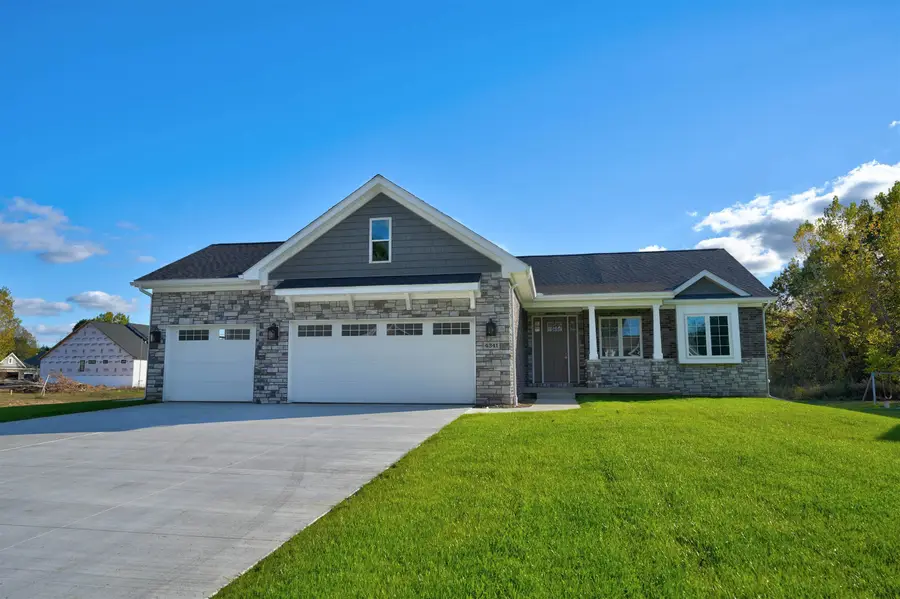 4341 Stepping Stone Lane, Fenton, MI 48430 - Image #2