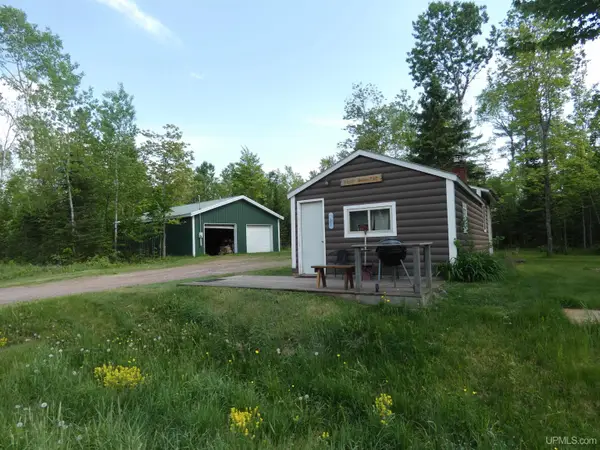 17809 N Cemetery, Ewen, MI 49925