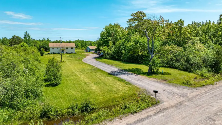 49962 Rosenlund, Hancock, MI 49930 - Image #2