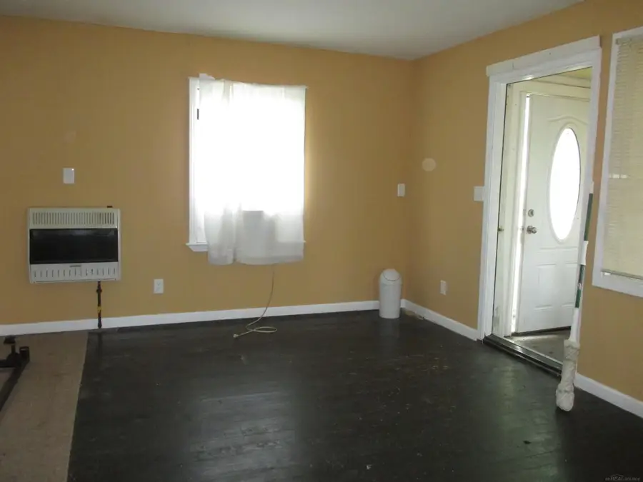 1030 Menominee, Waterford, MI 48328 - #3
