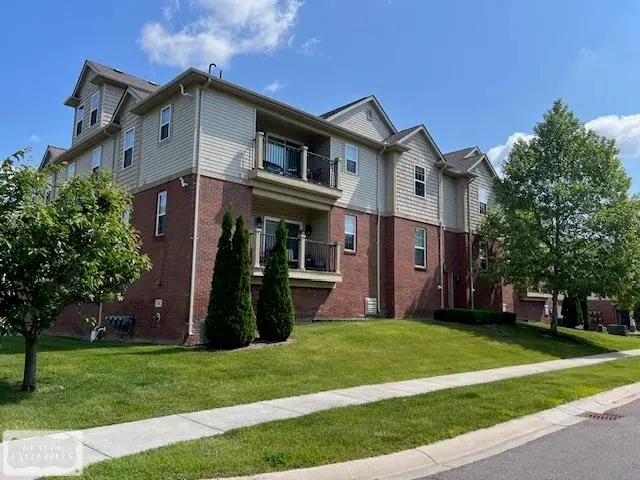 5656 Flagstaff Pines #402 #402, Shelby, MI 48317 - #2