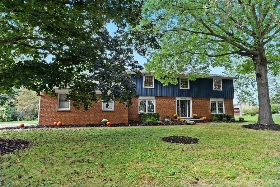 1163 Long Lake, Brighton, MI 48114 - Image #2