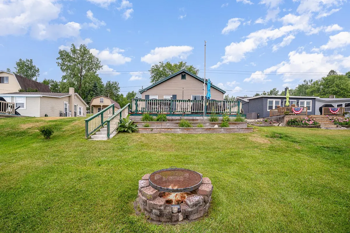 8741 S Old State, Farwell, MI 48622 - Image #1