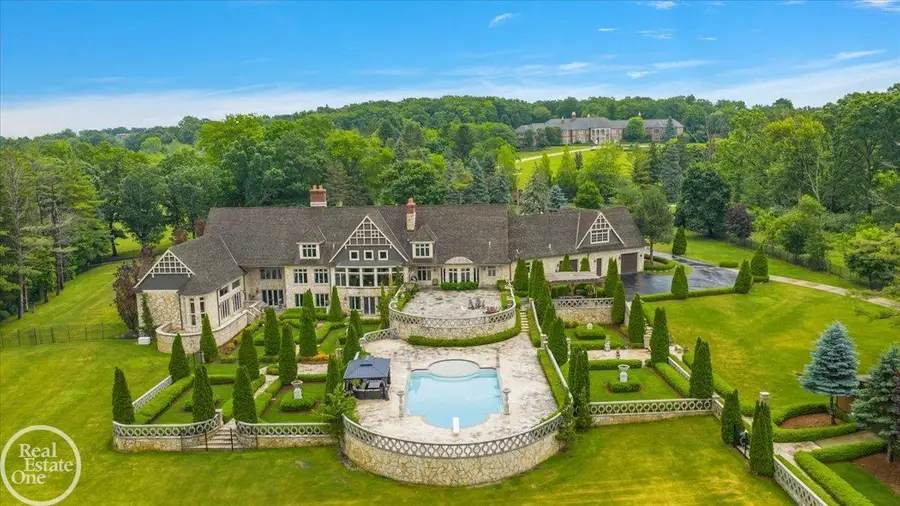 5350 Brewster, Oakland Township, MI 48306 - Image #2