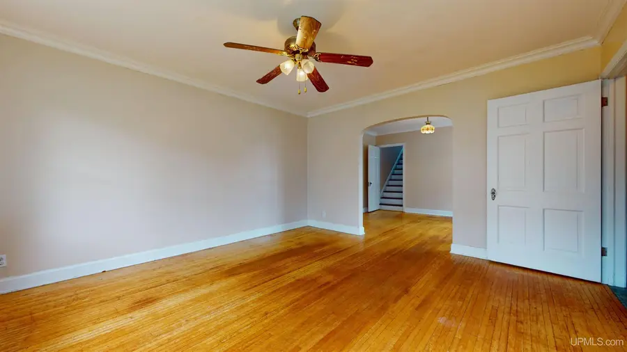 1020 S 7th, Escanaba, MI 49829 - Image #3
