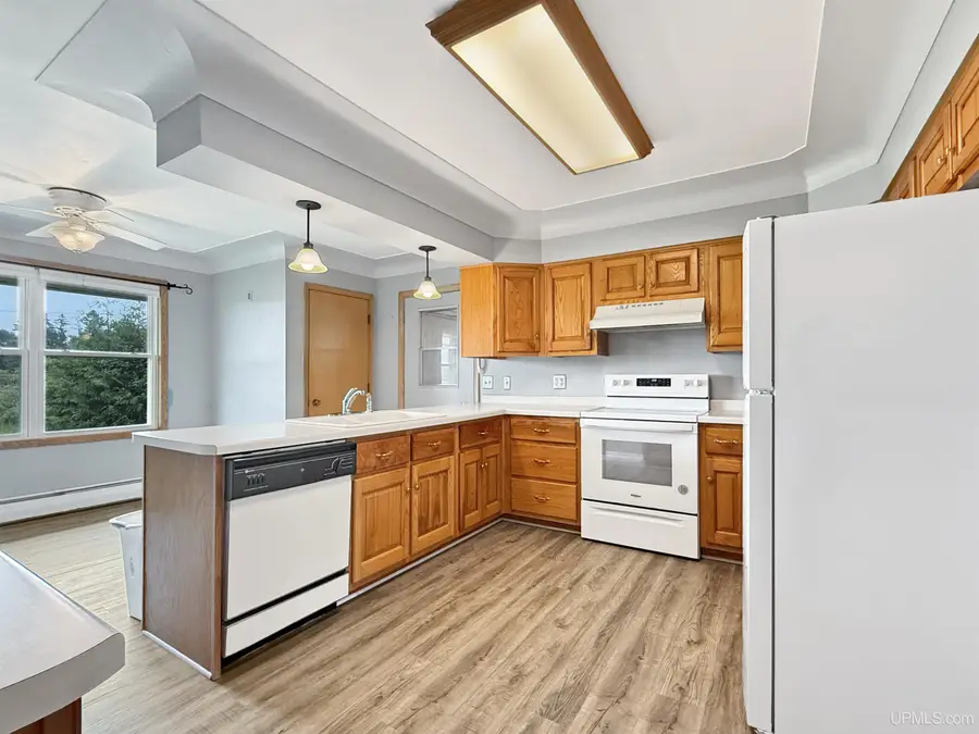 204 New Delta, Manistique, MI 49829 - Image #2