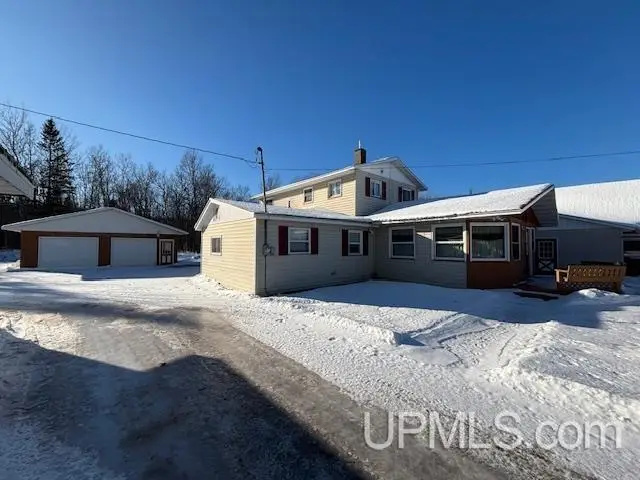 5755 Co Rd 550, Marquette, MI 49855 - Image #1