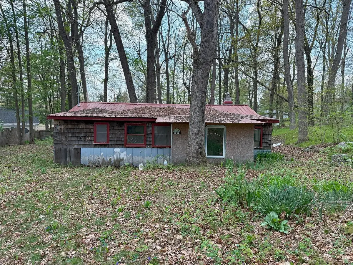 1031 Pocahontas, Harrison, MI 48625 - Image #1