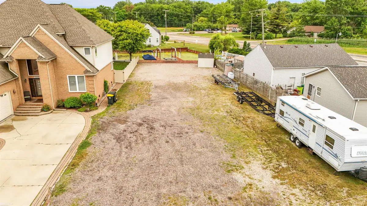 29050 Farwell, New Baltimore, MI 48047 - #1