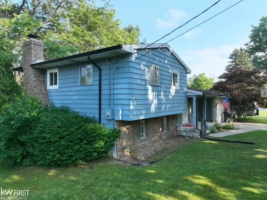 6355 Mckinley, Flushing, MI 48433 - Image #2