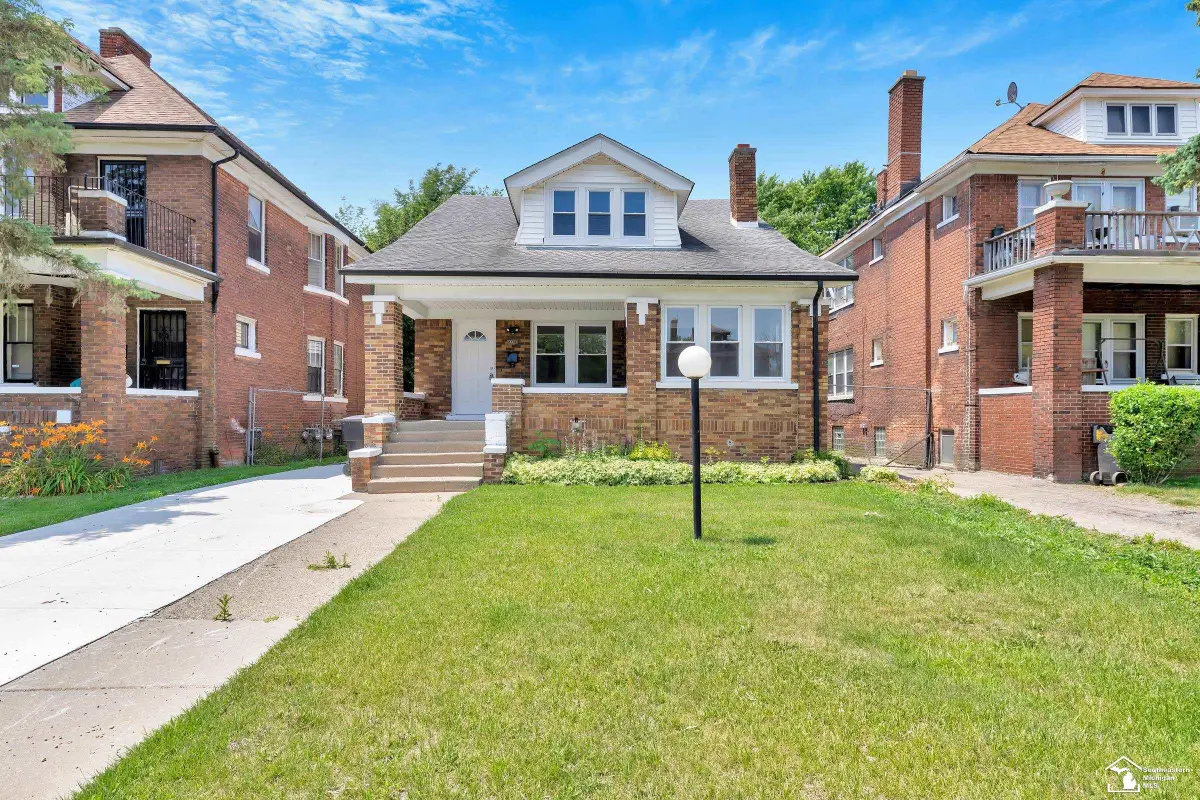 2651 Lakewood, Detroit, MI 48215 - #1