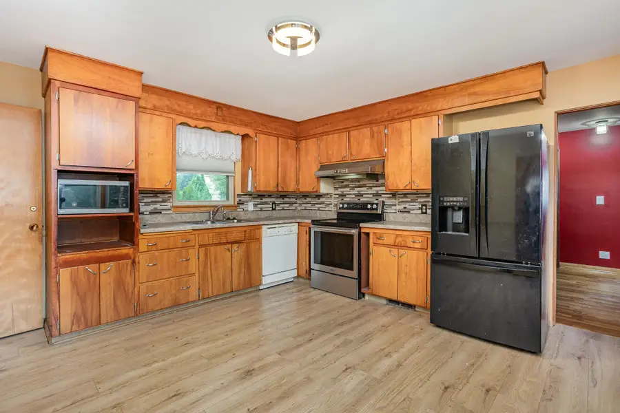 80 Mackinaw, Saginaw, MI 48602 - Image #2