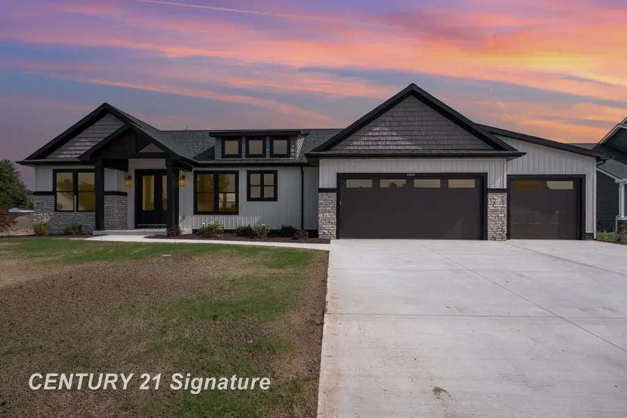 8884 Copper, Freeland, MI 48623 - Image #3