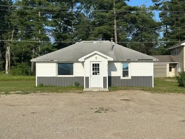 4716 N Clare #& 4718, Harrison, MI 48625