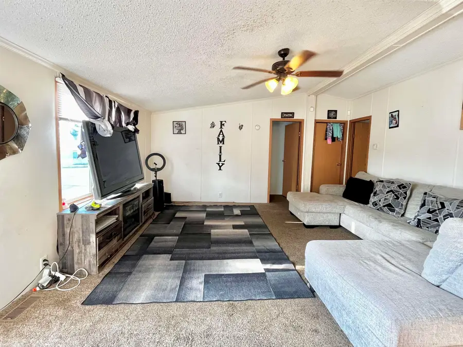 43242 E Morgan, Harrison Township, MI 48045 - Image #2