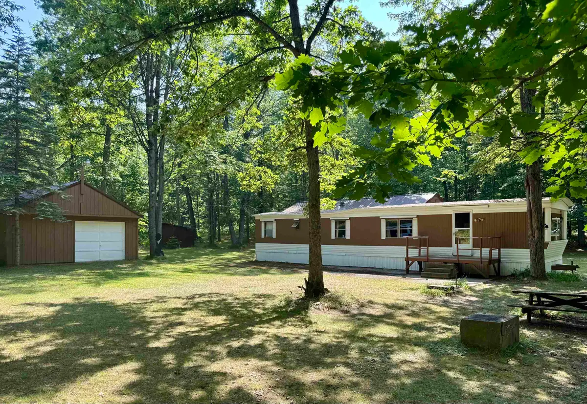 8561 N Harrison, Harrison, MI 48625 - Image #1