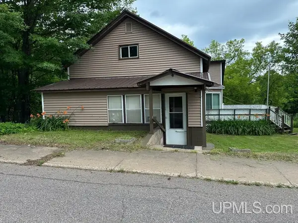 2050 Co Rd Aaj, Champion, MI 49814