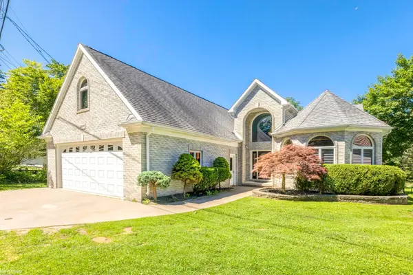 2857 Riverside, Port Huron, MI 48060