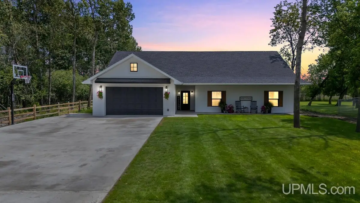 1125 S 30th, Escanaba, MI 49829 - Image #1