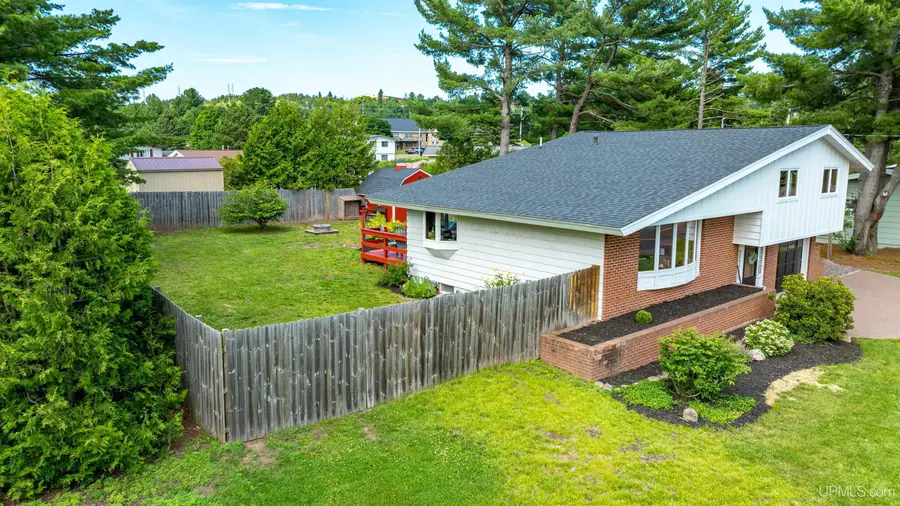 1607 Quincy, Hancock, MI 49930 - Image #2