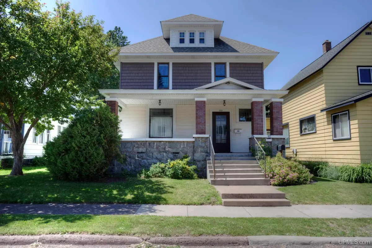 213 S Mansfield, Ironwood, MI 49938 - Image #1