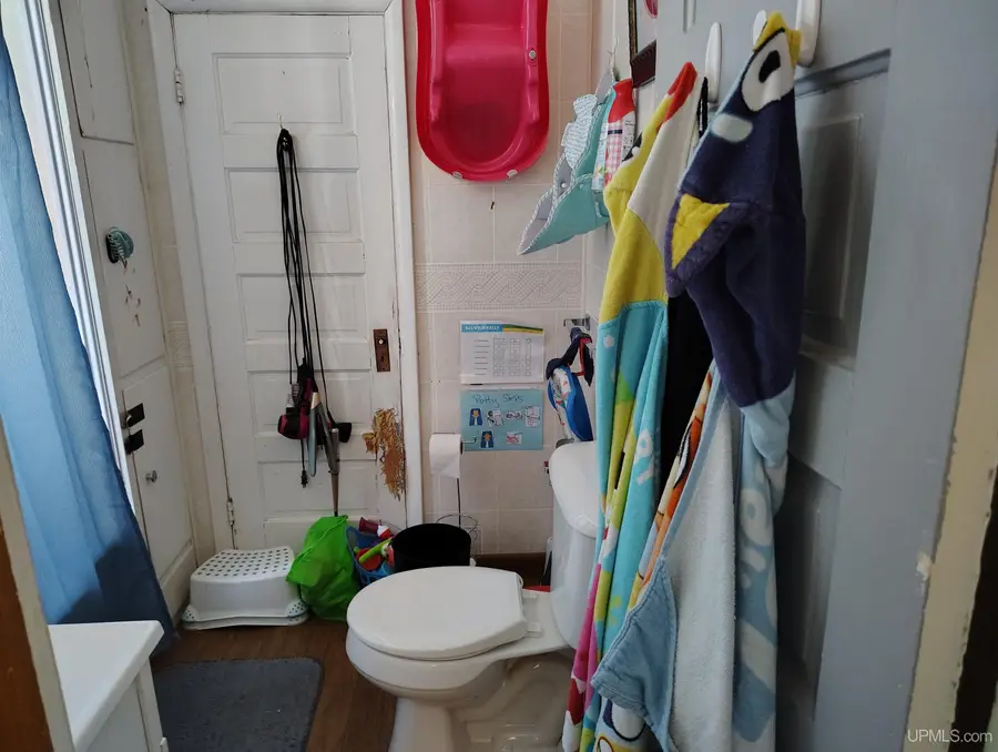 308 S 19th, Escanaba, MI 49829 - Image #2