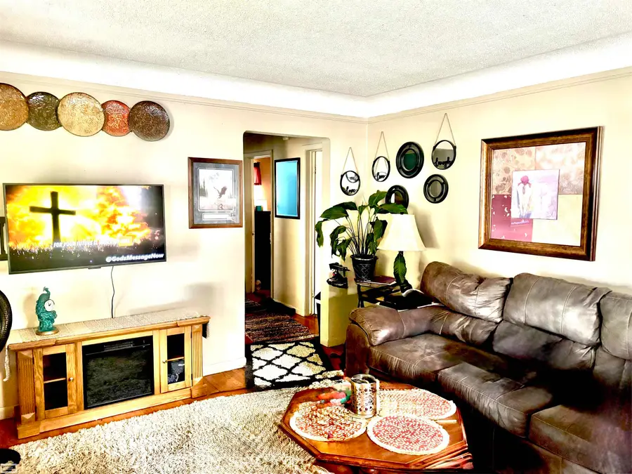 26070 Bryan, Roseville, MI 48066 - Image #3