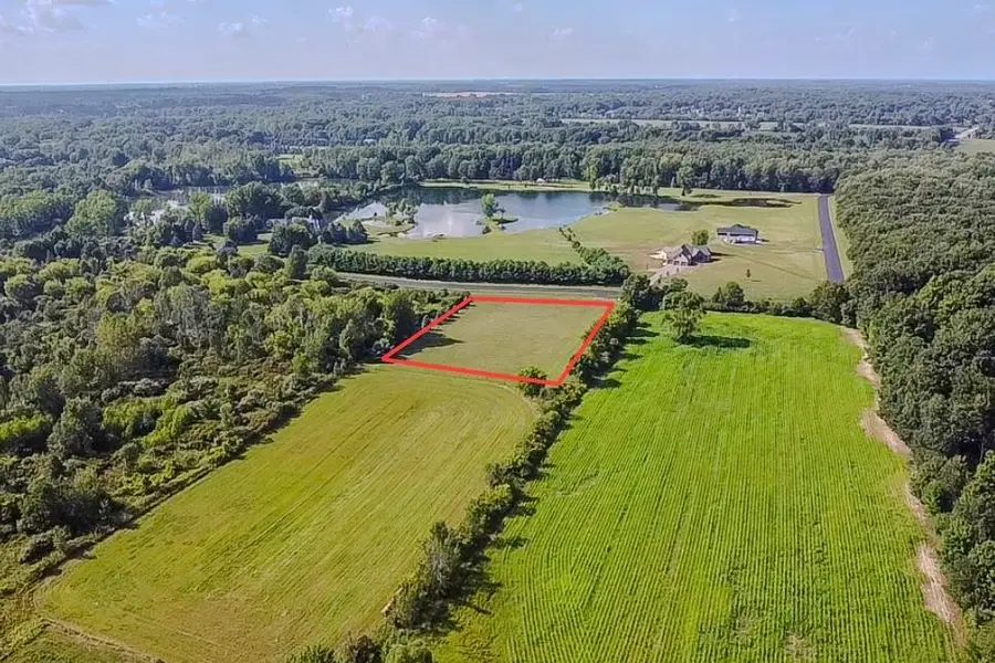 6265 Hidden Forrest, Swartz Creek, MI 48473 - Image #2