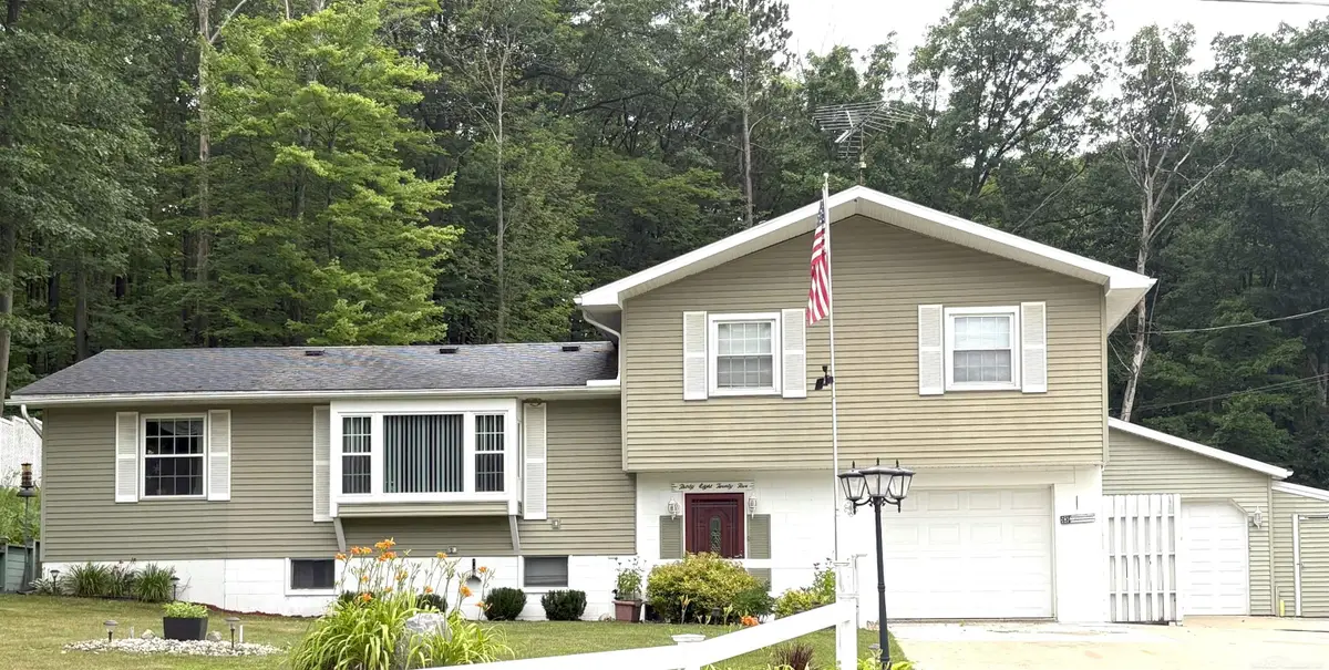 3825 Lapham, Harrison, MI 48625 - Image #1