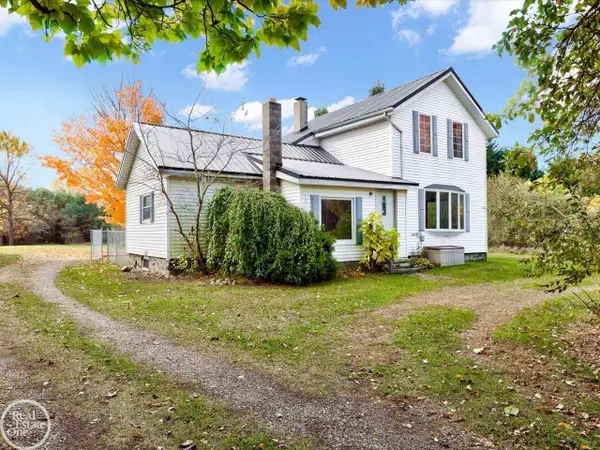 2538 Burnside, North Branch, MI 48461