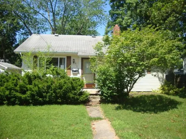 917 N Hickory, Owosso, MI 48867