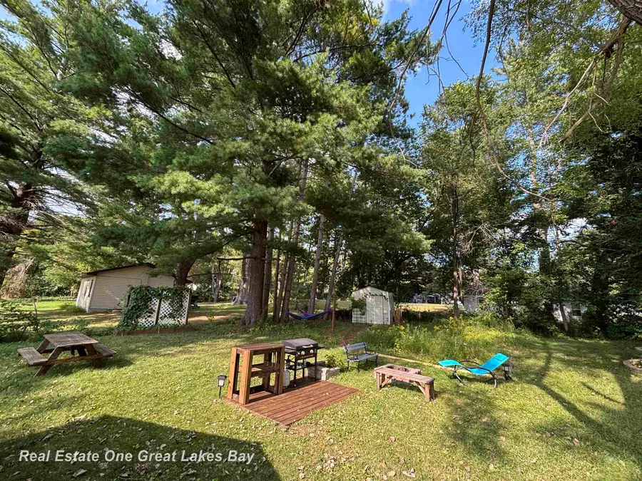 444 W Crawford, Sanford, MI 48657 - Image #3