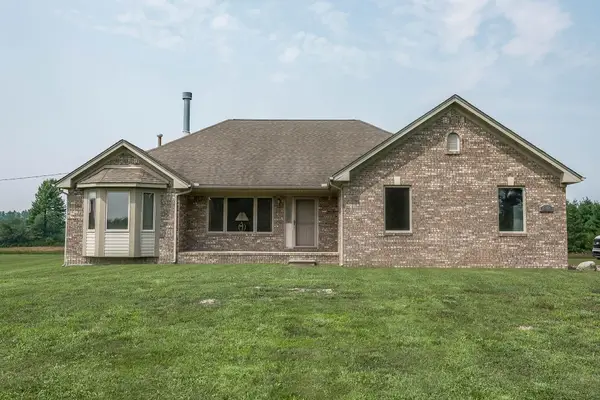 11900 Dunn Rd, Riley, MI 48041