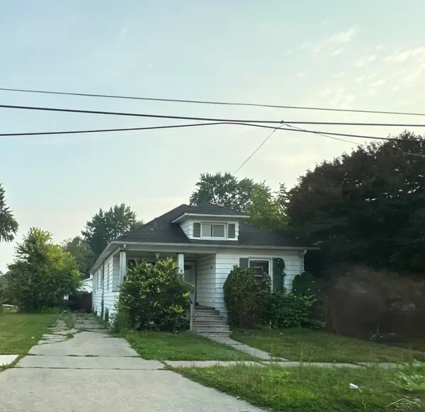 2844 Schemm, Saginaw, MI 48602