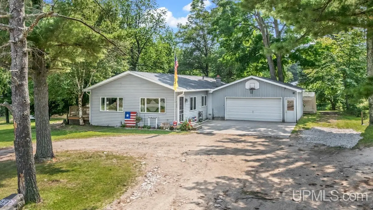 5373 18th, Escanaba, MI 49829 - Image #1