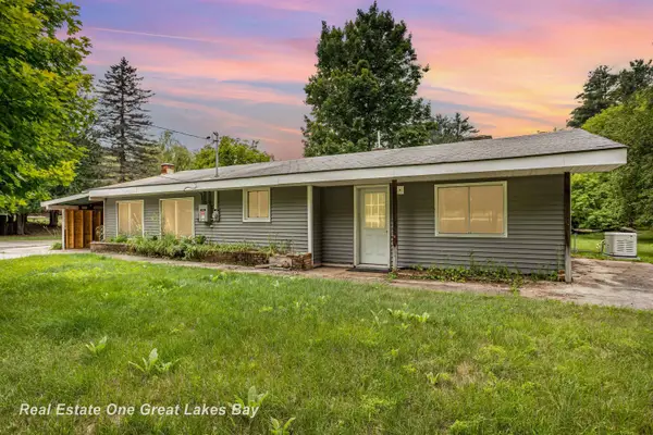 205 N Everett, Harrisville, MI 48740