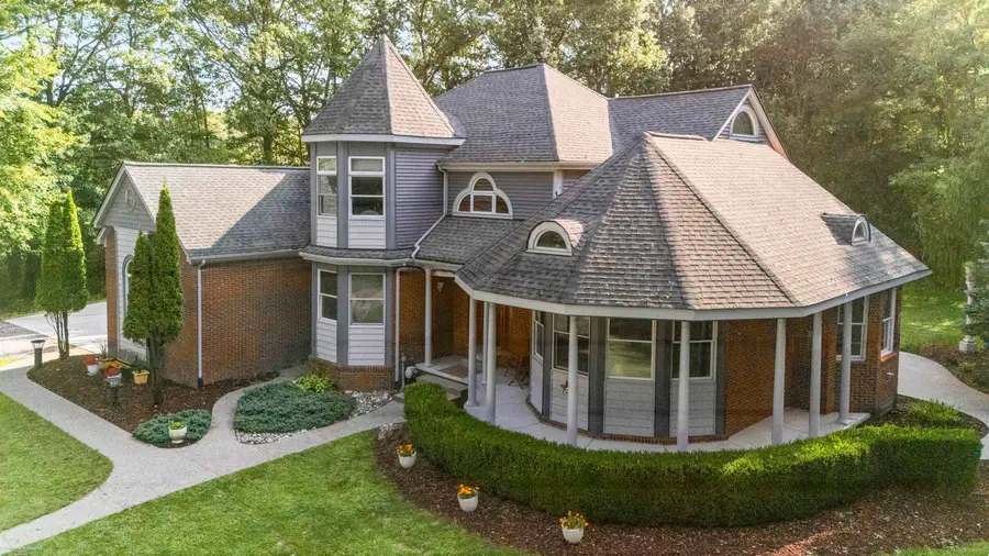 2148 Hidden, Leonard, MI 48367 - Image #3