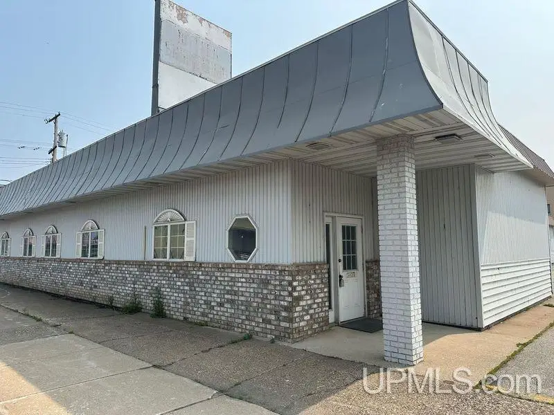 113 S 10th, Escanaba, MI 49829 - Image #1