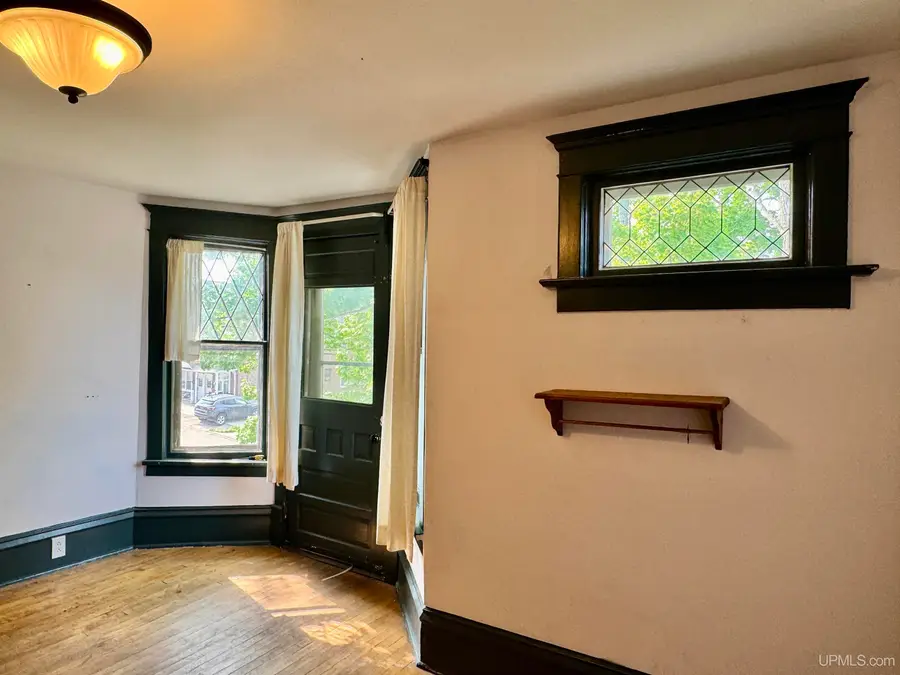 803 Elm, Hancock, MI 49930 - Image #2