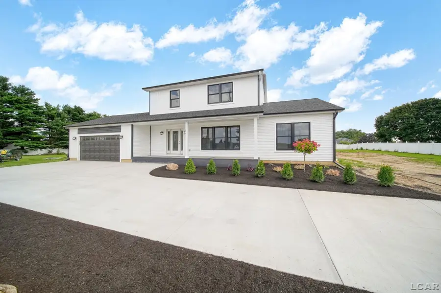 1325 Country Club Rd, Adrian, MI 49221 - #3