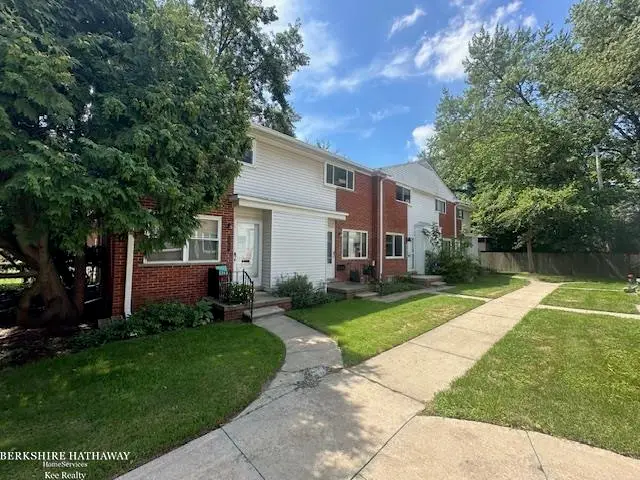 2115 Marywood, Royal Oak, MI 48073 - Image #2