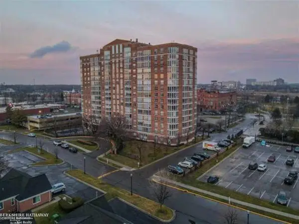 250 E Harbortown #1110, Detroit, MI 48207