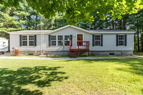 2801 W Haskell Lake #a, Harrison, MI 48625