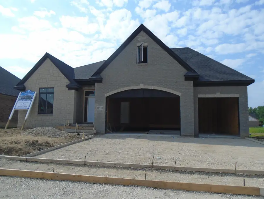 16930 Glenhurst, Macomb, MI 48044 - Image #2