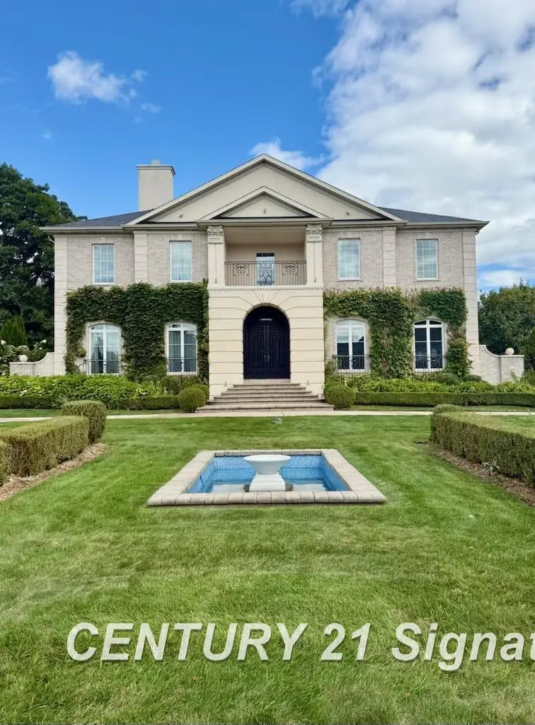 12 Woodshire, Freeland, MI 48623 - #1