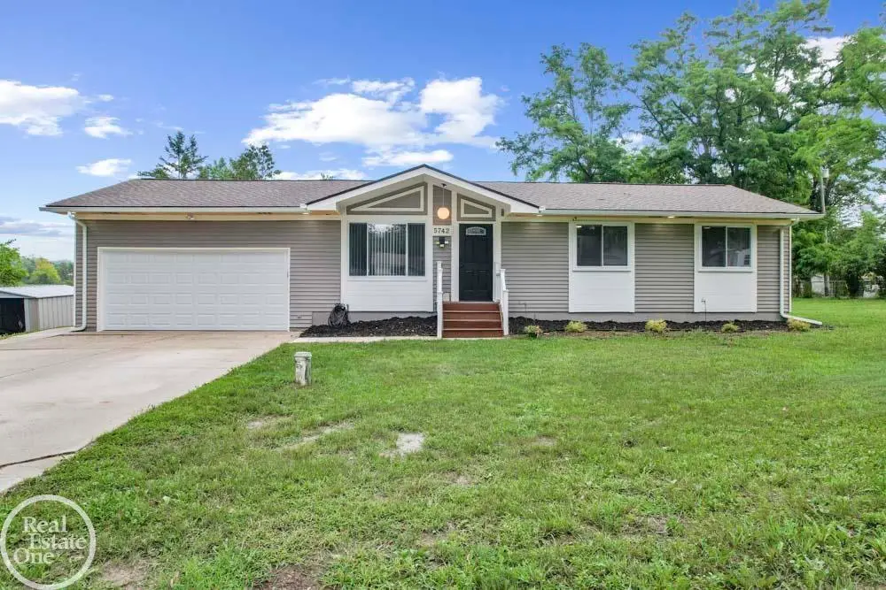 5742 Carroll Lake, Commerce Township, MI 48382 - #1