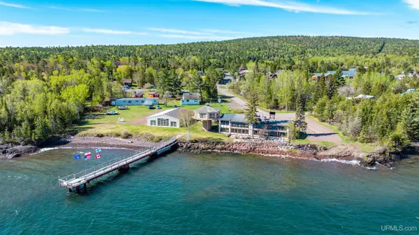 77 Brockway, Copper Harbor, MI 49918