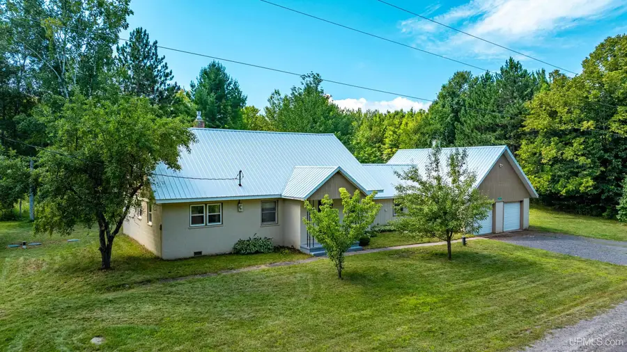 24411 Upper Point Mills, Hancock, MI 49930 - Image #2